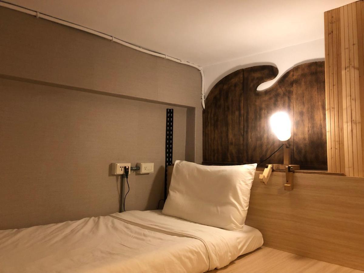 Hostel Of Rising Sun 昇行旅 Yonghe Esterno foto