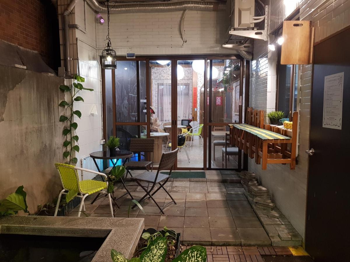 Hostel Of Rising Sun 昇行旅 Yonghe Esterno foto