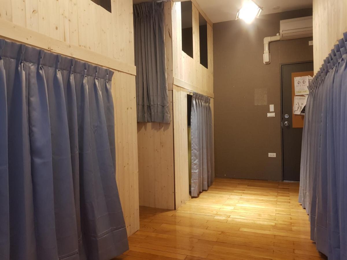 Hostel Of Rising Sun 昇行旅 Yonghe Esterno foto
