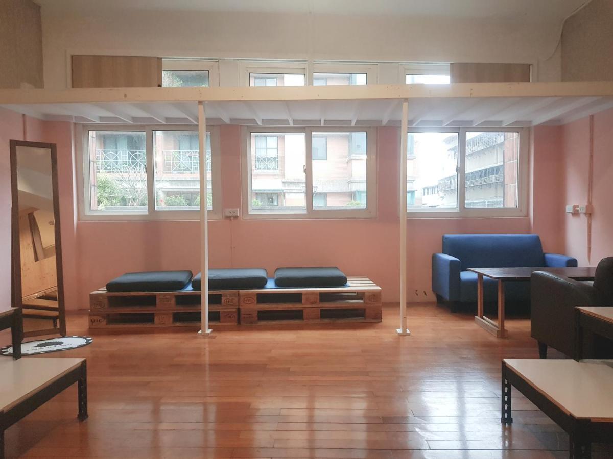 Hostel Of Rising Sun 昇行旅 Yonghe Esterno foto